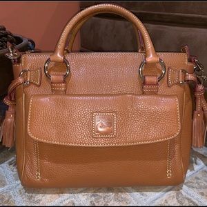 Price Drop! ⚡️ EUC Dooney & Bourke tan satchel